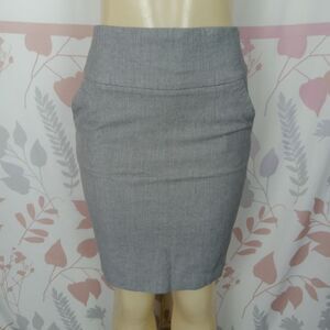 Banana Republic pencil skirt size 2